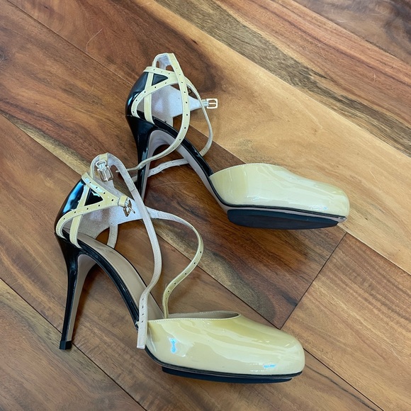 Hugo Boss Heels - Picture 7 of 9